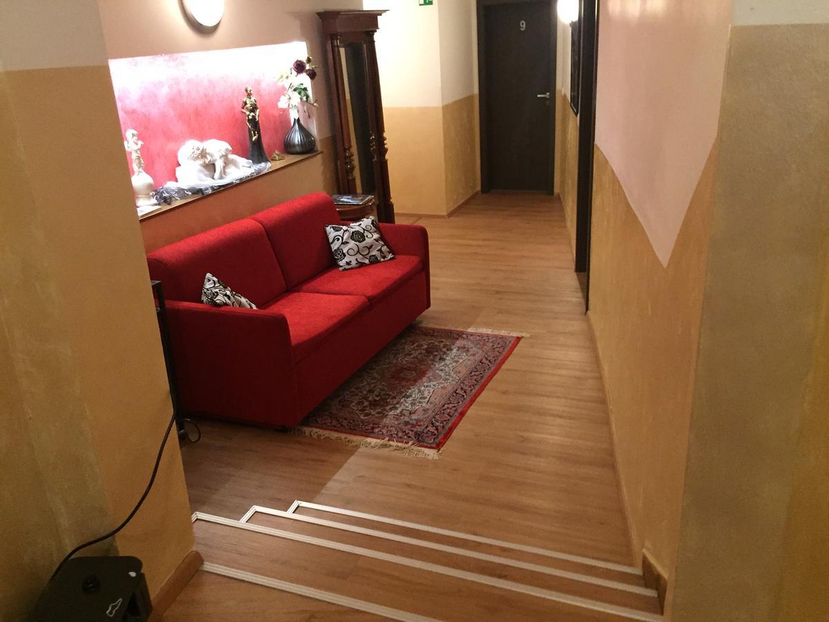 罗斯蒂卡酒店及餐厅 巴特乌拉赫 外观 照片